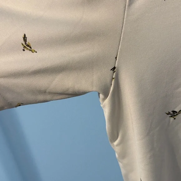 Under Armour White Polo with Subtle Pattern - Picture 4 of 8